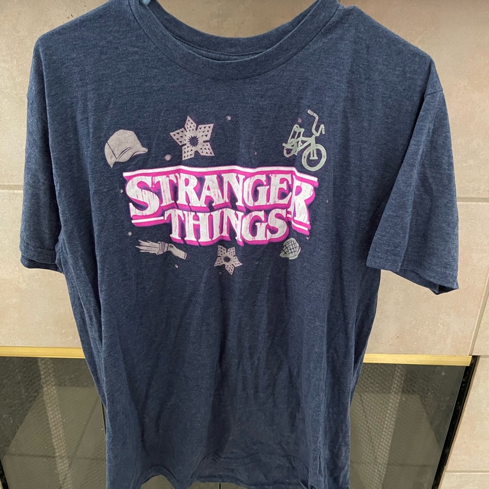 Stranger things tee - Picture 2 of 4